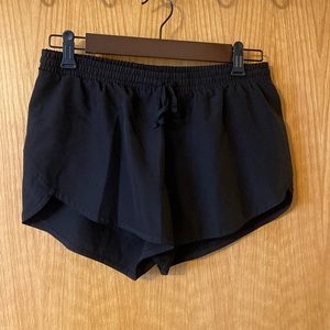 Old Navy active shorts